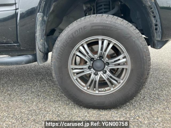 Used 2005 AT toyota hilux-surf TRN215W Image[17]