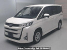 Toyota Noah MZRA95W