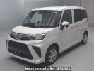 Toyota Roomy M900A