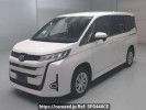 Toyota Noah MZRA95W
