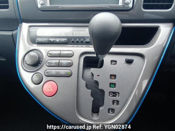 Used 2003 AT toyota wish ZNE10G Image[23]