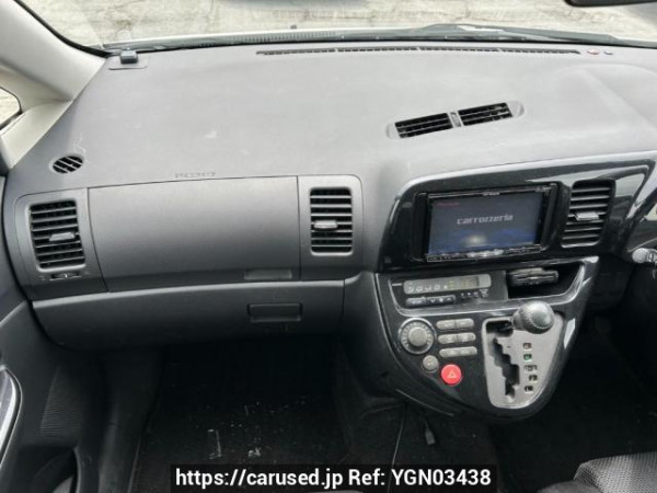 Used 2005 AT toyota wish ZNE10G Image[17]