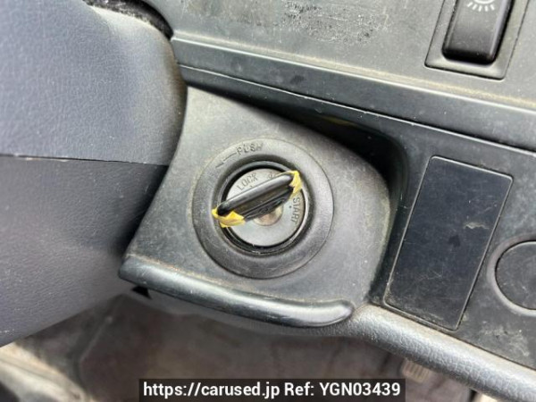 Used 2004 AT toyota hiace-commuter TRH124B Image[28]