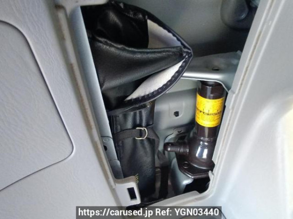 Used 2005 AT toyota hilux-surf TRN215W Image[40]