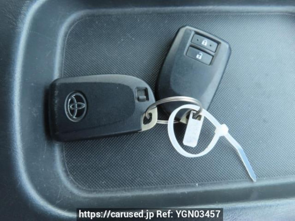 Used 2017 AT toyota hiace-van KDH201V Image[28]