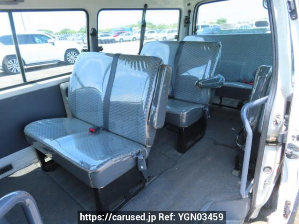 Used 2000 AT toyota hiace-wagon RZH111G Image[18]