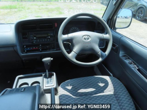 Used 2000 AT toyota hiace-wagon RZH111G Image[25]