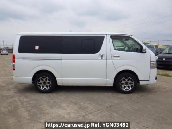 Used 2017 AT toyota regiusace-van KDH201V Image[7]