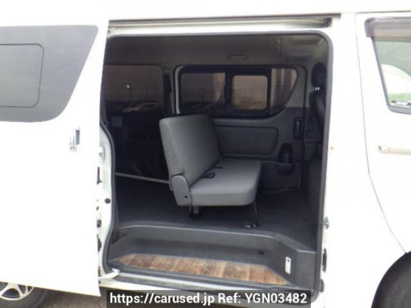 Used 2017 AT toyota regiusace-van KDH201V Image[13]