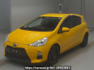 Toyota Aqua NHP10