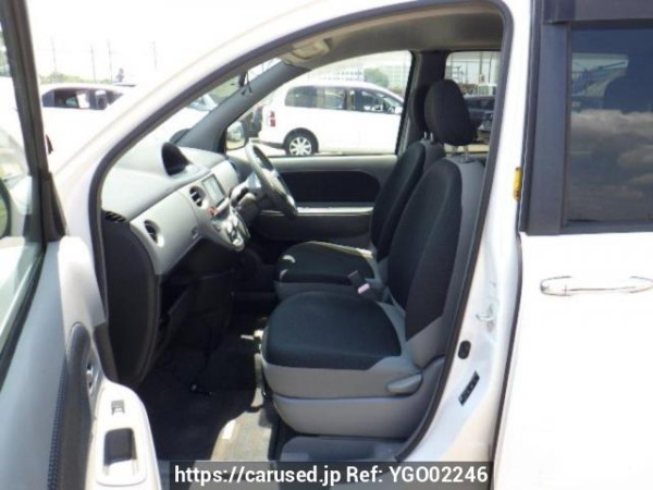 Used 2005 AT toyota sienta NCP81G Image[12]