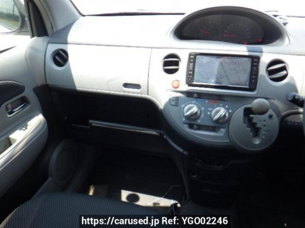 Used 2005 AT toyota sienta NCP81G Image[18]