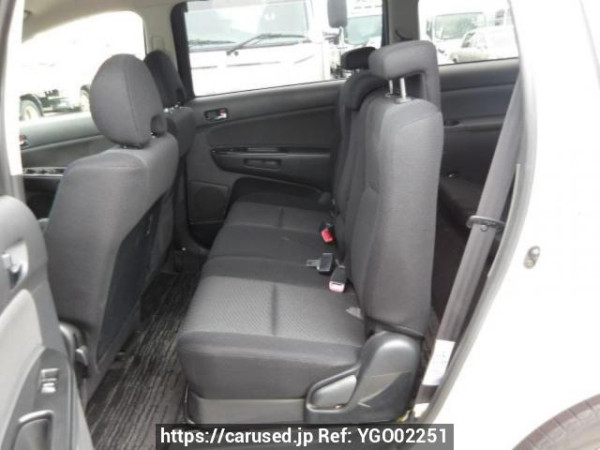 Used 2003 AT toyota wish ZNE10G Image[12]