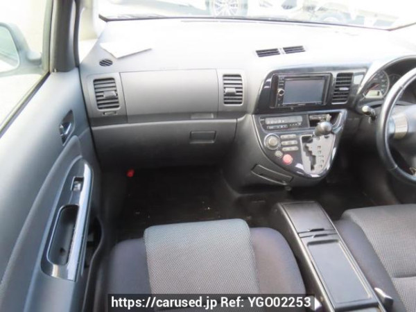 Used 2003 AT toyota wish ZNE10G Image[18]