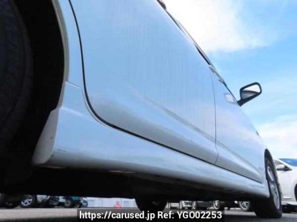 Used 2003 AT toyota wish ZNE10G Image[34]