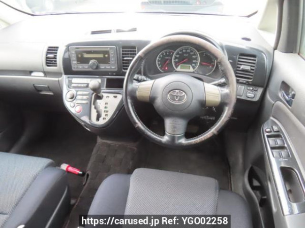 Used 2004 AT toyota wish ZNE10G Image[18]
