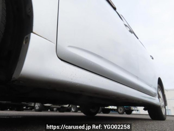 Used 2004 AT toyota wish ZNE10G Image[31]