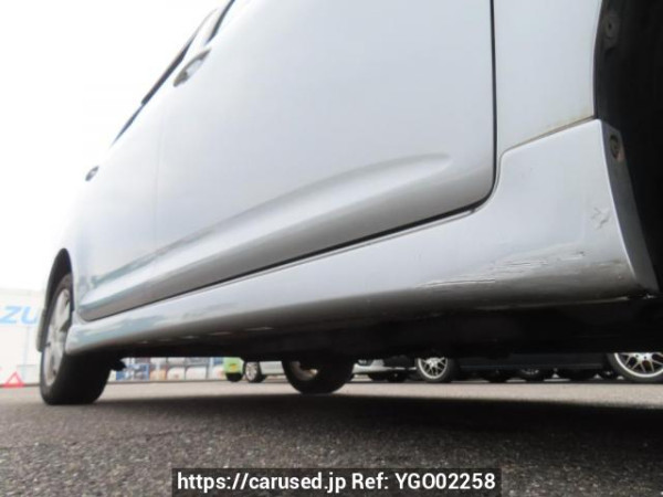 Used 2004 AT toyota wish ZNE10G Image[34]