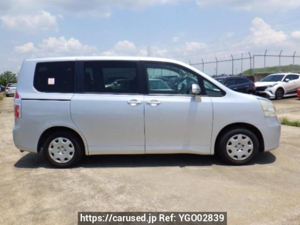 Used 2008 AT toyota noah ZRR70G Image[7]