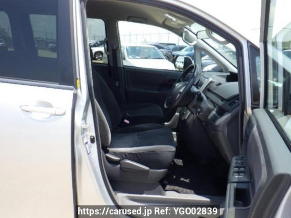 Used 2008 AT toyota noah ZRR70G Image[11]