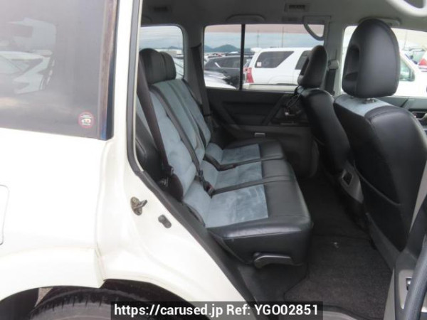 Used 2005 AT mitsubishi pajero V73W Image[11]
