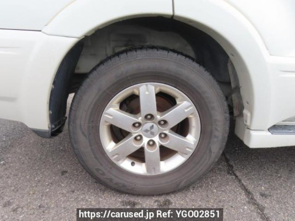 Used 2005 AT mitsubishi pajero V73W Image[32]