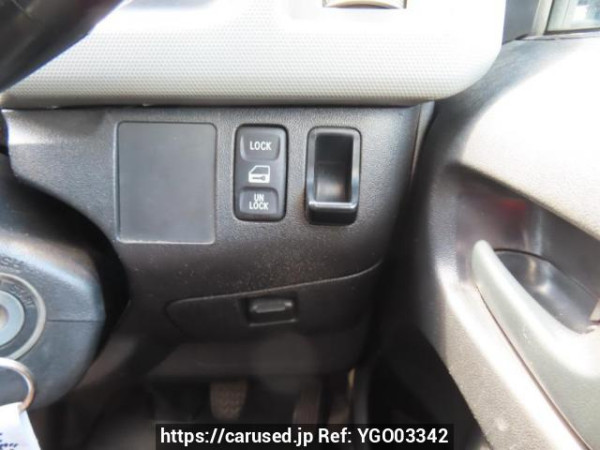 Used 2006 AT toyota regiusace-van KDH200V Image[22]