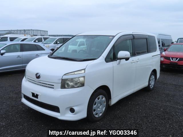 Nunua gari lililotumika 2009 Toyota Voxy ZRR70G (YGO03346