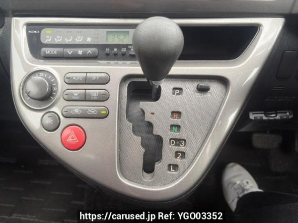 Used 2005 AT toyota wish ZNE10G Image[13]