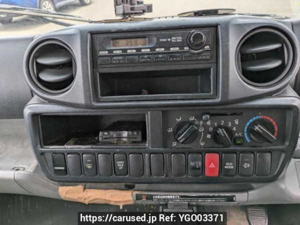 Used 2012 MT toyota toyoace-route-van XZC605V Image[17]