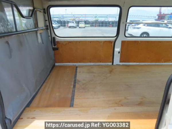 Used 2003 MT toyota hiace-van TRH112K Image[19]