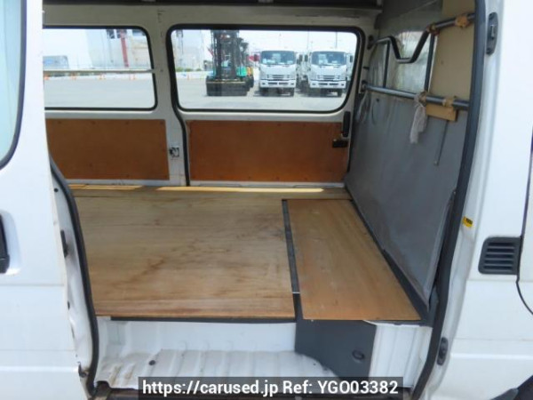 Used 2003 MT toyota hiace-van TRH112K Image[22]