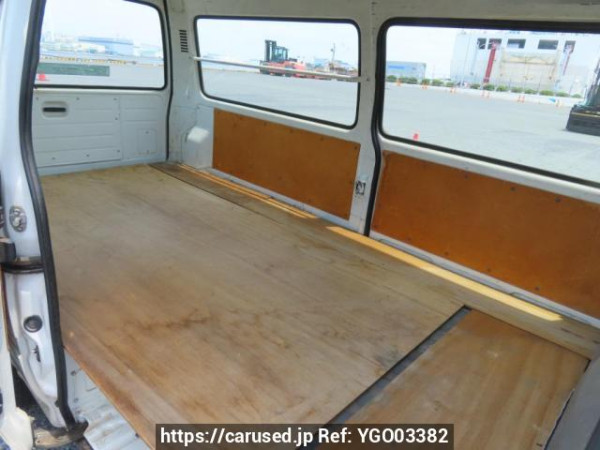 Used 2003 MT toyota hiace-van TRH112K Image[23]