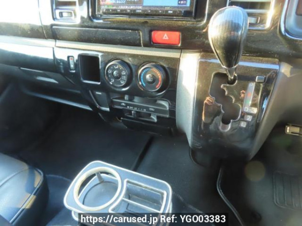 Used 2005 AT toyota hiace-van KDH205V Image[25]
