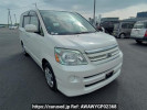 Toyota Noah AZR60G
