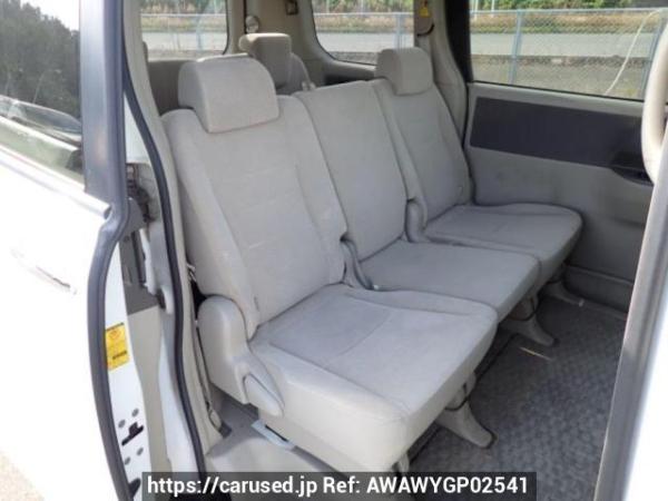 Used 2010 AT toyota noah ZRR70G Image[14]