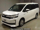 Toyota Voxy ZWR80G