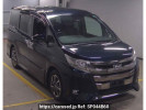 Toyota Noah ZRR80W