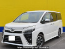 Toyota Voxy ZRR80W