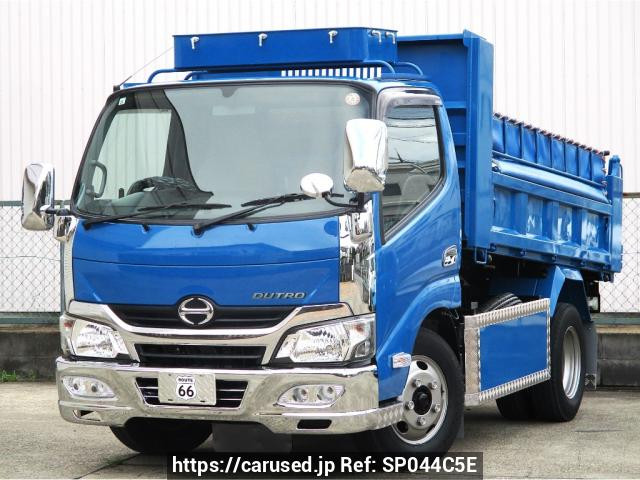 2018 Hino DUTRO XZU630T
