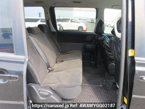 Used 2010 AT toyota voxy ZRR70G Image[16]