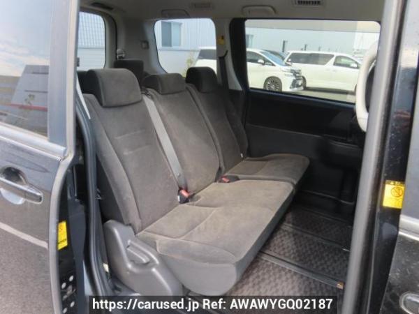 Used 2010 AT toyota voxy ZRR70G Image[17]