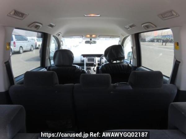 Used 2010 AT toyota voxy ZRR70G Image[22]