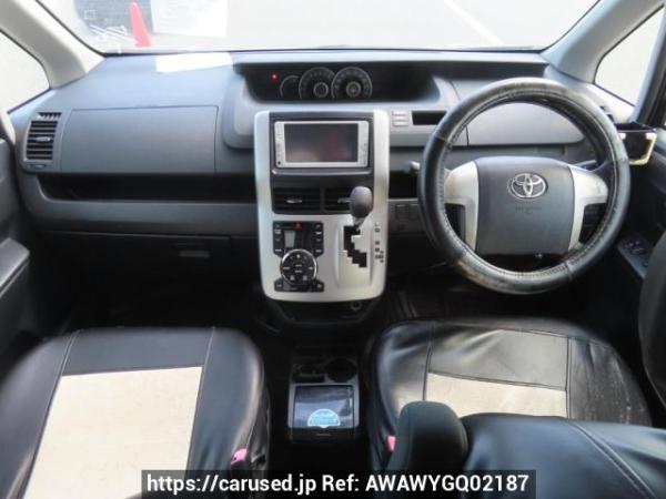 Used 2010 AT toyota voxy ZRR70G Image[25]