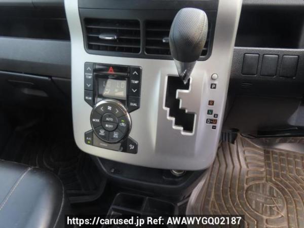 Used 2010 AT toyota voxy ZRR70G Image[27]