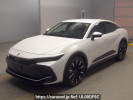 Toyota Crown Crossover TZSH35