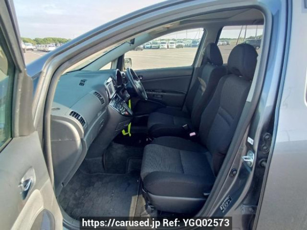 Used 2005 AT toyota wish ZNE10G Image[13]