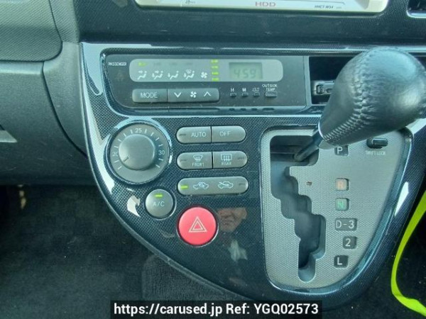 Used 2005 AT toyota wish ZNE10G Image[22]