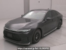 Toyota Crown AZSH32
