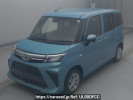 Toyota Roomy M900A